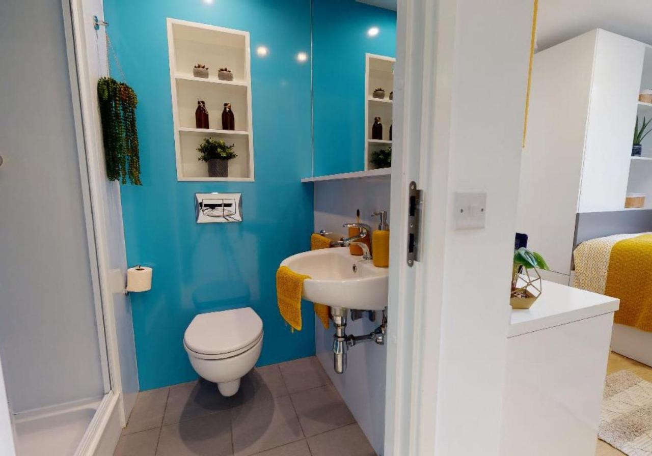 For Students Only Private Bedrooms With Shared Kitchen And Studios At Iq Haywood House In London Londres Exterior foto