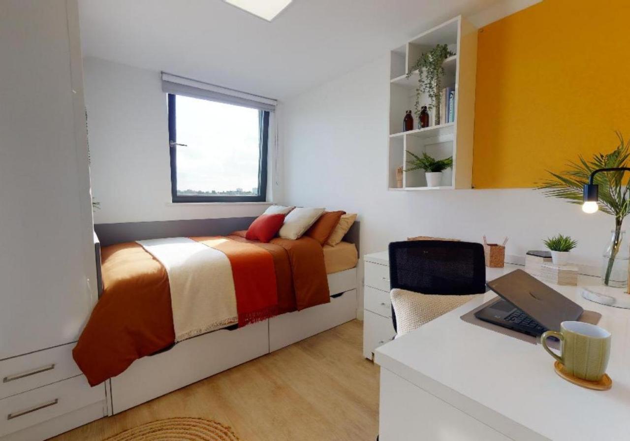For Students Only Private Bedrooms With Shared Kitchen And Studios At Iq Haywood House In London Londres Exterior foto