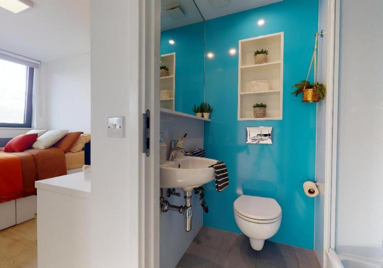 For Students Only Private Bedrooms With Shared Kitchen And Studios At Iq Haywood House In London Londres Exterior foto