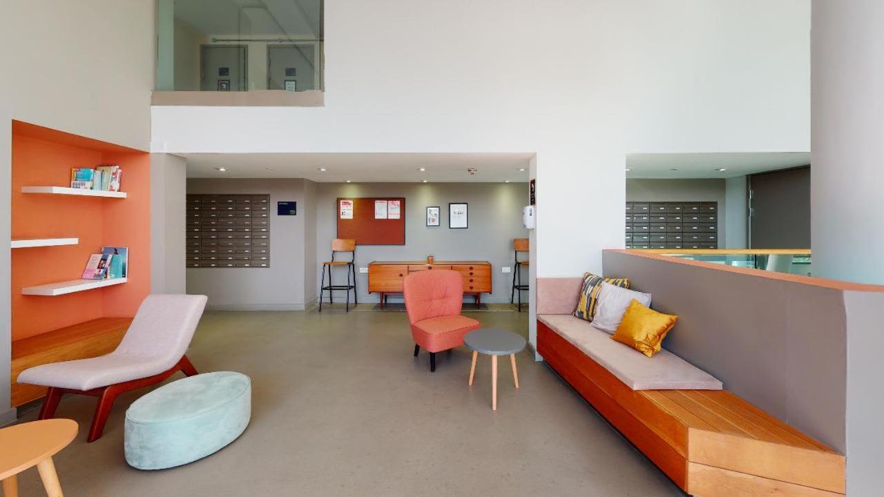 For Students Only Private Bedrooms With Shared Kitchen And Studios At Iq Haywood House In London Londres Exterior foto