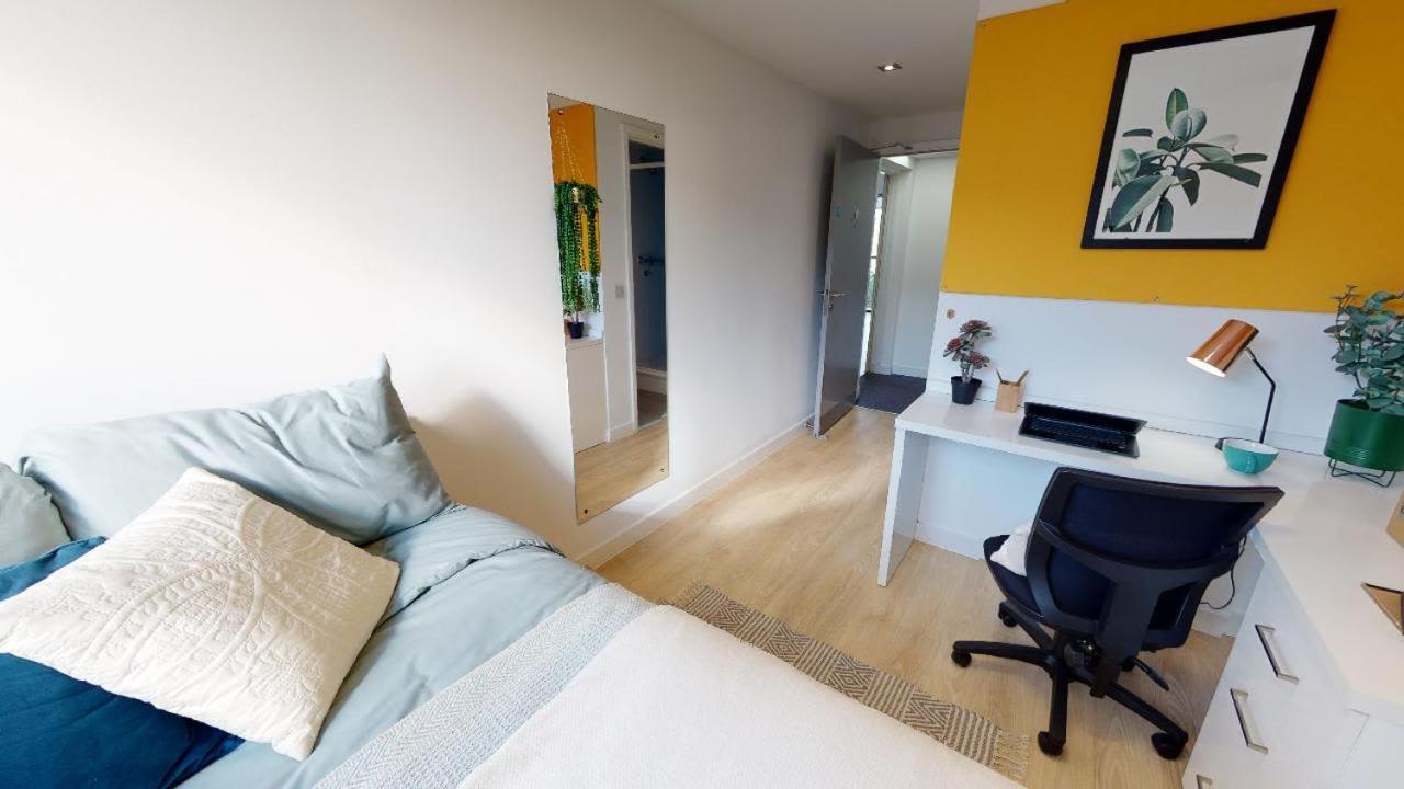 For Students Only Private Bedrooms With Shared Kitchen And Studios At Iq Haywood House In London Londres Exterior foto